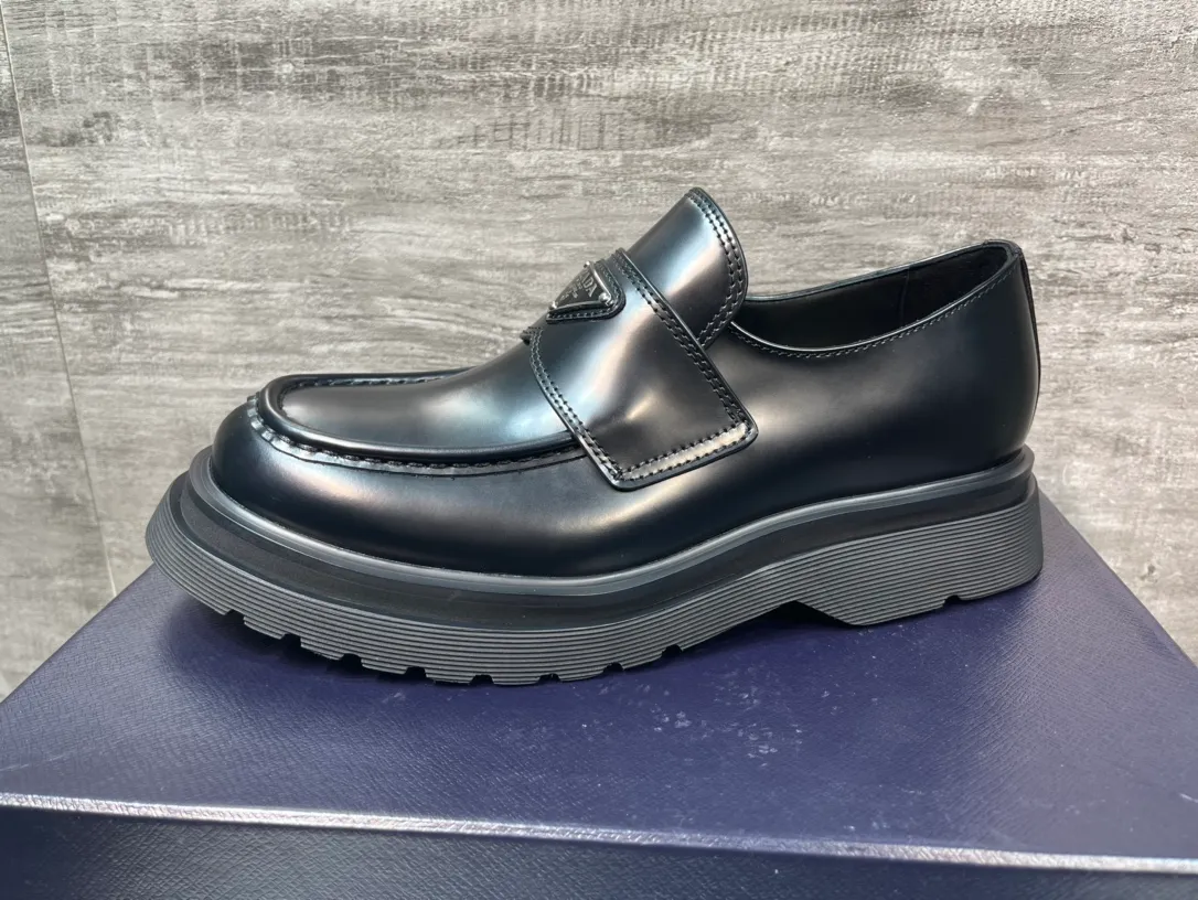 Men's men's shoes 💰800💰 🔥🔥🔥prada derby2025 latest Prada top version thick-soled triangular logo derby shoes, ken same type of fabric imported open edge beads, cowhide lining, cowhide feet complete set packaging code number 38-46